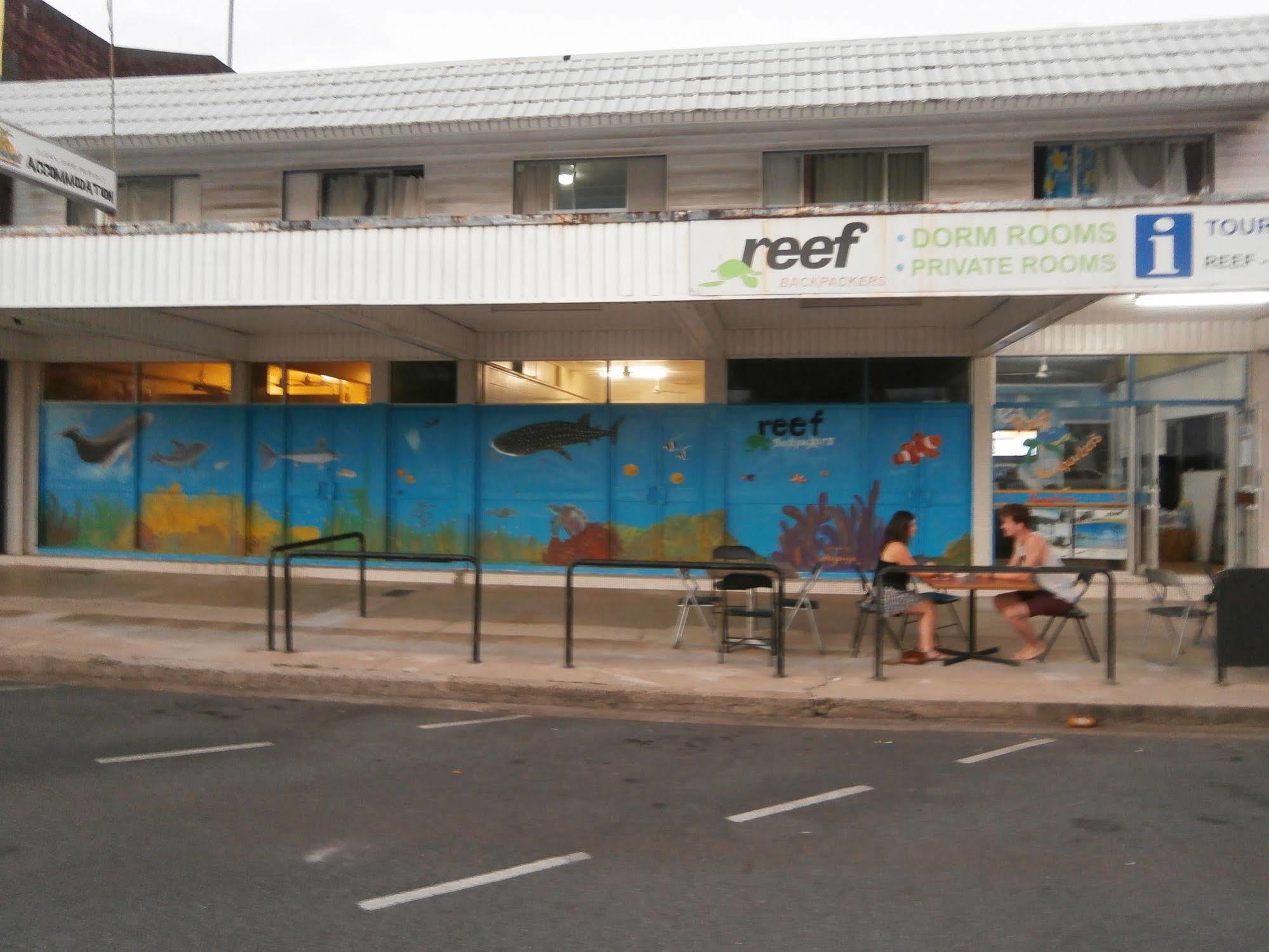 Reef Backpackers Hostel Cairns Exterior foto