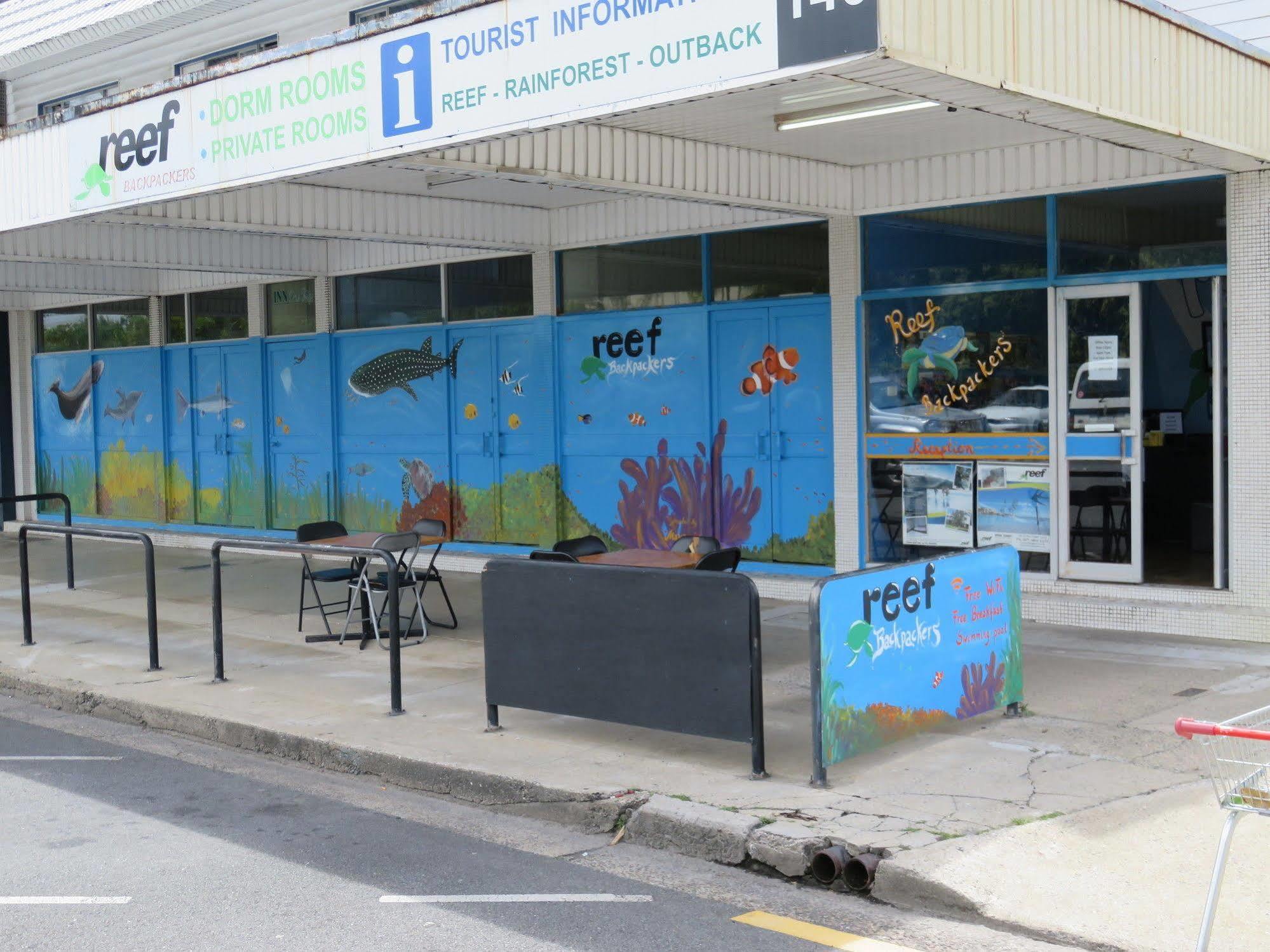 Reef Backpackers Hostel Cairns Exterior foto