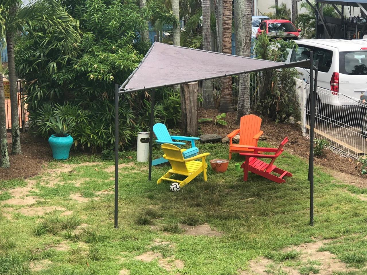 Reef Backpackers Hostel Cairns Exterior foto